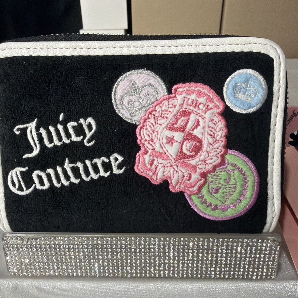 Juicy Couture Black/ White compact wallet - Picture 2 of 8